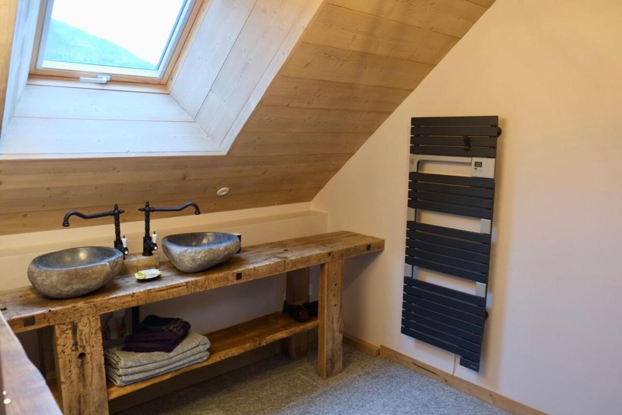 L'Alpage De La Bergerie Apartment In A Cosy Farmhouse ! Naves-Parmelan Bagian luar foto